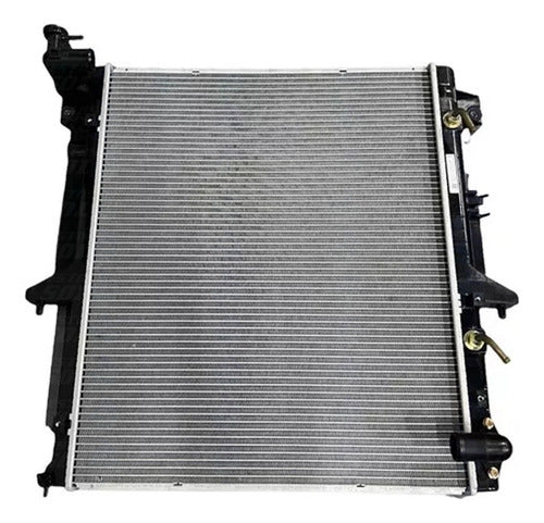Radiador Motor Mitsubishi Montero 3.2 2009 2013 Aut