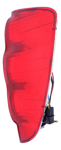 Farol Trasero Derecho Great Wall Wingle 5 2.2 16 Valv 2019
