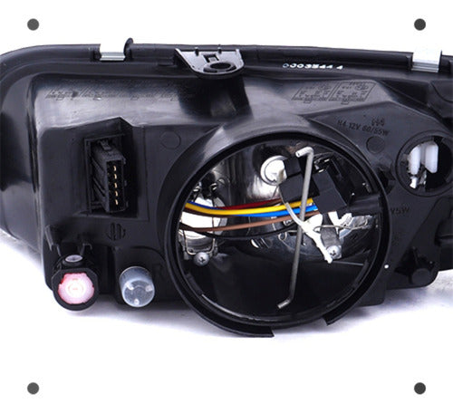 Optico Derecho Peugeot 306 1.6 4x2 Hatchback 2000 2002