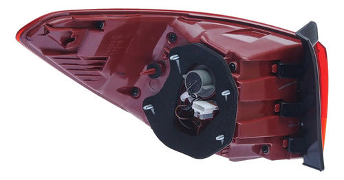 Farol Trasero Kia Rio Sedan 2018 2022 Derecho Rojo