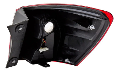 Farol Trasero Extrerior Nissan Qashqai 2010 2014 Izquierdo Rojo