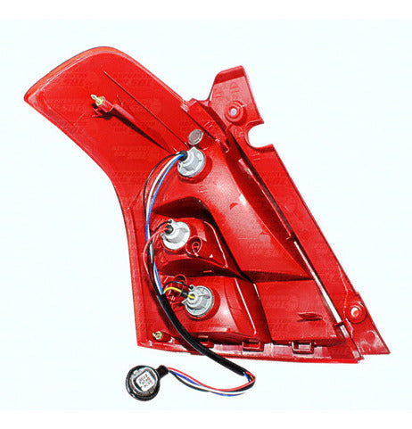 Farol Trasero Derecho Suzuki Swift 1.5 M15a 2004 2006