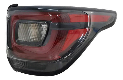 Farol Trasero Derecho Ram 700 2021 / Adelante Rojo