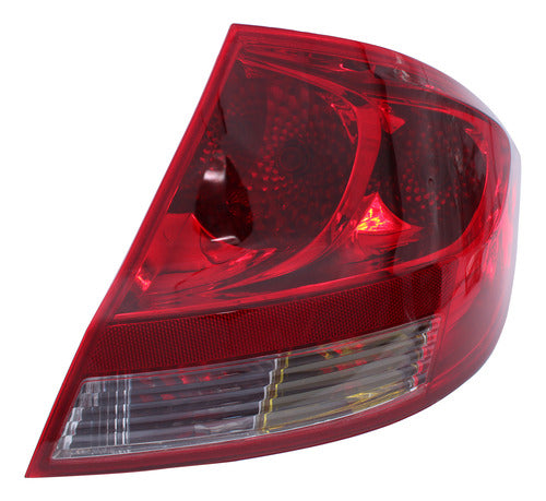 Farol Trasero Derecho Chevrolet Sail 1.4 F14d 2011 2015