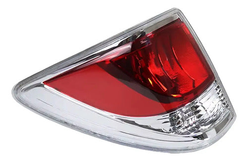 Farol Trasero Exterior Mazda Bt50 2013 2015 Izquierdo Rojo