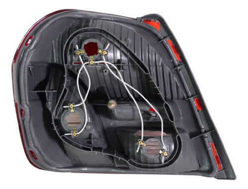 Farol Trasero Derecho Toyota Yaris Sedan Ncp12 1999 2002