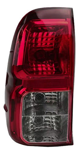 Farol Trasero Tyc Toyota Hilux 2016 2024 Izquierdo Rojo