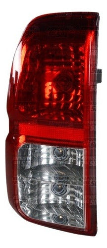 Farol Trasero Izquierdo Toyota Hilux Revo 2016 2018
