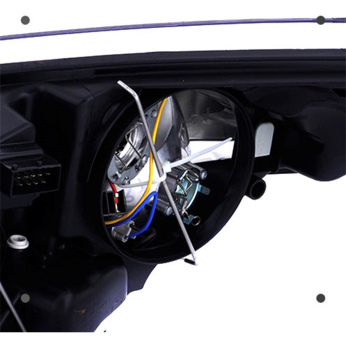 Optico Derecho Peugeot 207 1.6 4x2 Cabriolet 2009 2011