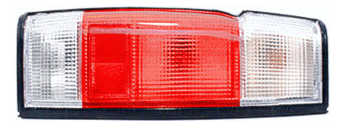 Farol Trasero R/L Nissan D21 2.4 2003 2010 Par