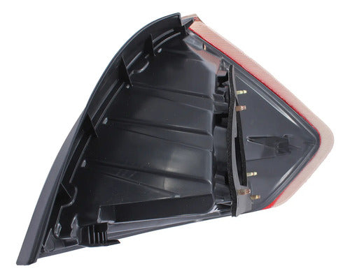 Farol Trasero Izquierdo Nissan Tiida Sedan 2010 2015 Rojo
