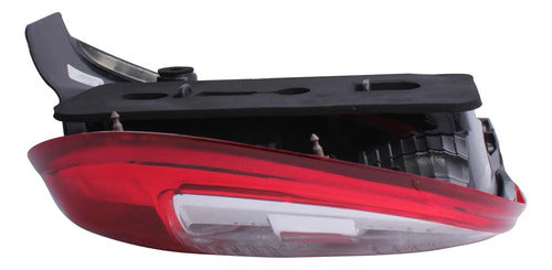Farol Trasero Nissan March Active 2011 2017 Derecho Rojo