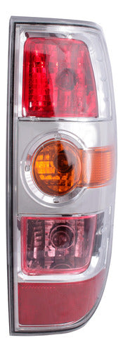 Farol Trasero Derecho Mazda Bt50 2.5 Wlat 4wd 2010 2012