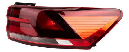 Farol Trasero Volkswagen Virtus 2020 2023 Derecho Rojo