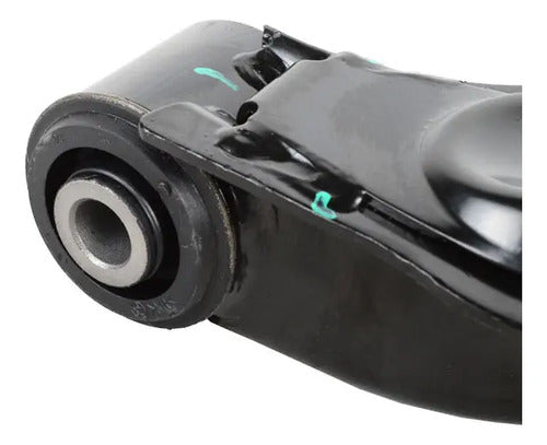 Bandeja Delantero Superior Nissan Terrano 4x2 1998 2015 Par