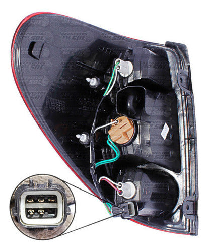 Farol Trasero Derecho Mitsubishi L200 Dakar 2.5 2013 2016