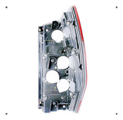 Farol Trasero Izquierdo Mitsubishi L200 Dakar 2.4 2019 2022