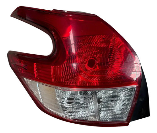 Farol Trasero Toyota Yaris Hatchback 2014 2017 Izquierdo Rojo