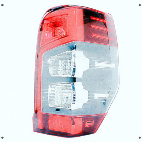 Farol Trasero Derecho Mitsubishi L200 Dakar 2.4 2019 2022