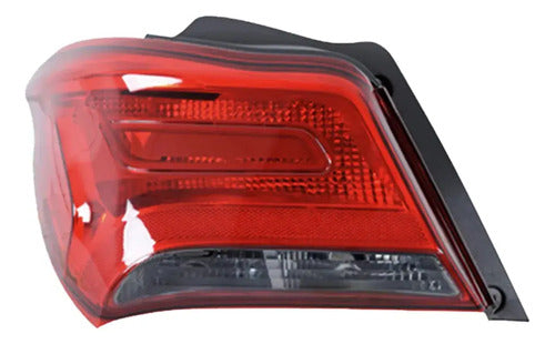 Farol Trasero Izquierdo Chevrolet Onix Hatchback 2016 2020 Rojo