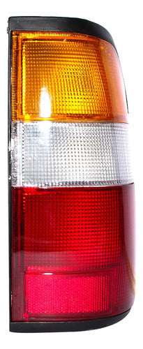 Farol Trasero Derecho Chevrolet Luv 2.8 4jb1t 1999 2000