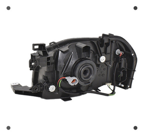 Optico Derecho Nissan Terrano D22 2.5 Camioneta 2002 2010