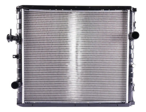 Radiador Motor Hyundai Mighty Hd65 3.9 D4dd 2007 2012