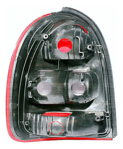 Farol Trasero Derecho Chevrolet Corsa 1.6 Swing 2000 2008