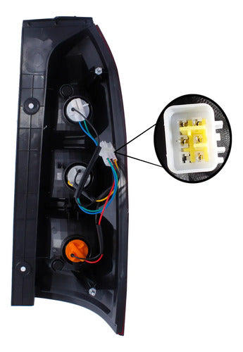 Farol Trasero Chevrolet N400 2020 2023 Izquierdo Rojo