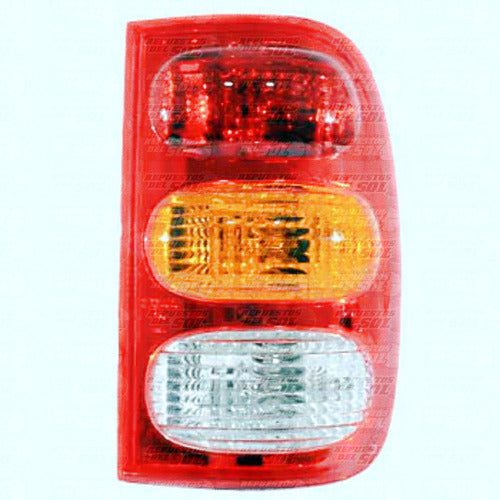 Farol Trasero Derecho Mahindra Pick Up 2.6 Crd 2007 2012