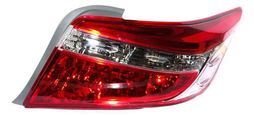 Farol Trasero Toyota Yaris 2014 2017 Derecho Rojo