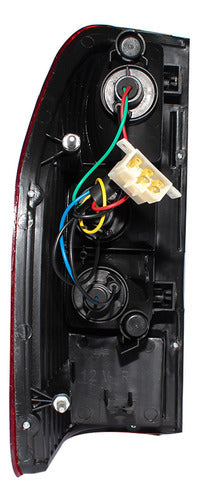 Farol Trasero Derecho Chevrolet Luv Dmax 2.4 2005 2007