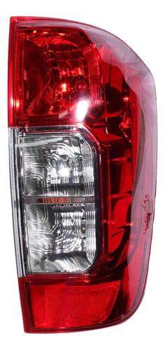 Farol Trasero Tyc Nissan Np300 2016 2020 Derecho Rojo