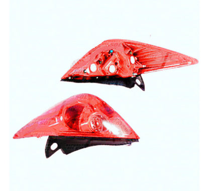 Farol Trasero Derecho Nissan Tiida Sport 1.6 2006 2010