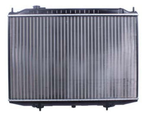 Radiador Motor Nissan Terrano 2.5 Yd25ddti 2002 2005