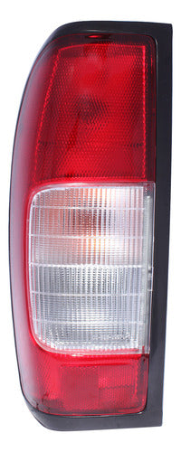 Farol Trasero Izquierdo Nissan Terrano 2.5 Yd25ddti 2002 2010