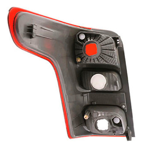 Farol Trasero Mitsubishi L200 Dakar 2.4 2016 2019 Par