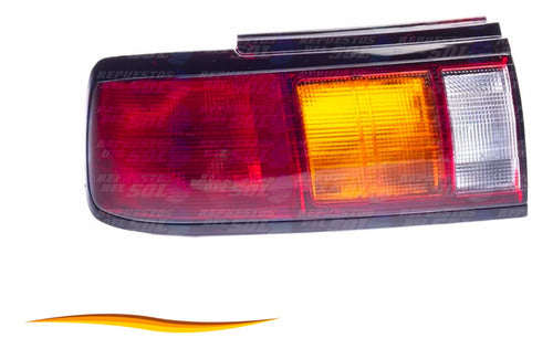 Farol Trasero Izquierdo Nissan V16 1.6 Ga16dne 1998 2011