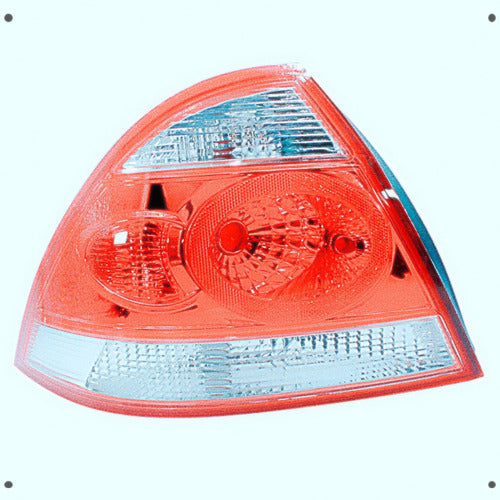 Farol Trasero Izquierdo Samsung Sm3 1.6 Qg16 2005 2014
