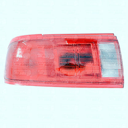 Farol Trasero Izquierdo Nissan V16 1.6 Sedan 1998 2010