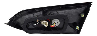 Farol Trasero Interior Nissan Versa 2020 2023 Izquierdo Rojo