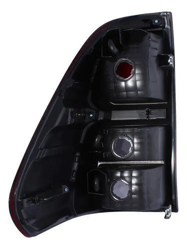 Farol Trasero Derecho Toyota Hilux Revo Dx 2016 2024 Rojo