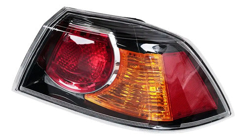 Farol Trasero Mitsubishi Lancer 2015 2018 Derecho Rojo