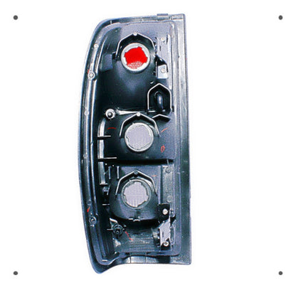 Farol Trasero Derecho Nissan Terrano D22x 2.5 2009 2015