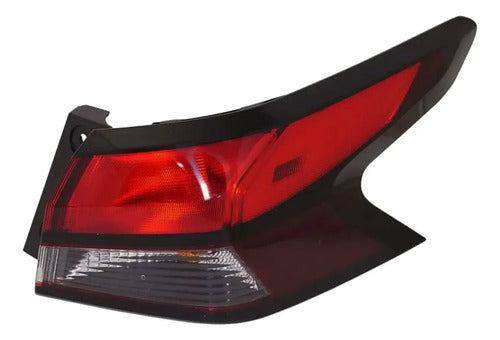 Farol Trasero Exterior Derecho Nissan Versa 2020 2025 Rojo