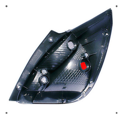 Farol Trasero Izquierdo Kia Rio Jb 1.4 G4ee 2006 2011