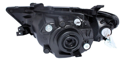 Optico Izquierdo Mitsubishi L200 2.5 4d56 2006 2015