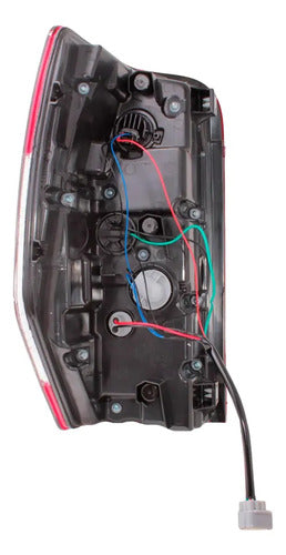 Farol Trasero Mitsubishi L200 2019 2023 Derecho Led Rojo