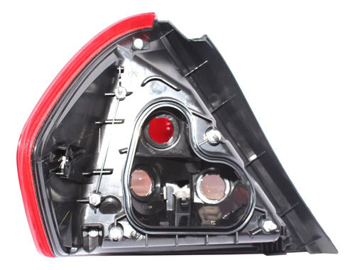 Farol Trasero Nissan Tiida Mexicano Sedan 2010 2014 Derecho Rojo