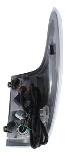 Farol Trasero Exterior Mazda Bt50 2013 2015 Izquierdo Rojo